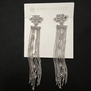 Kendra Scott Madelyn Statement Tassel Earrings in Silver